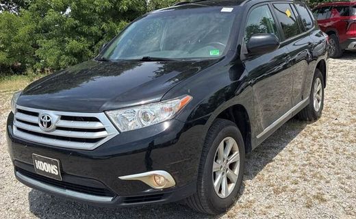 2013 Toyota Highlander Base