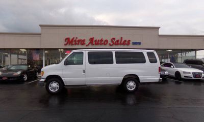 2001 Ford E-350 XLT
