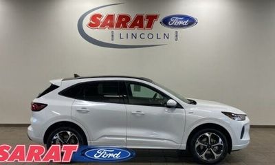 2023 Ford Escape ST Line Select