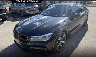 2019 BMW 740i