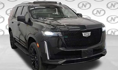 2023 Cadillac Escalade Sport