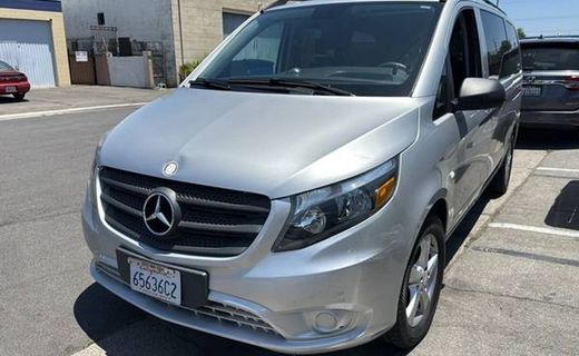 2017 Mercedes-Benz Metris