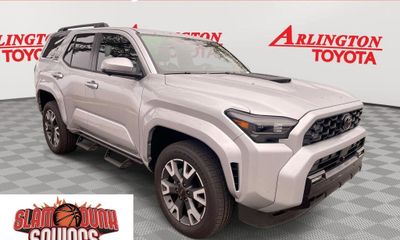 2026 Toyota 4RUNNER SR5