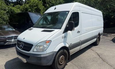 2011 Mercedes-Benz Sprinter 2500 170 WB