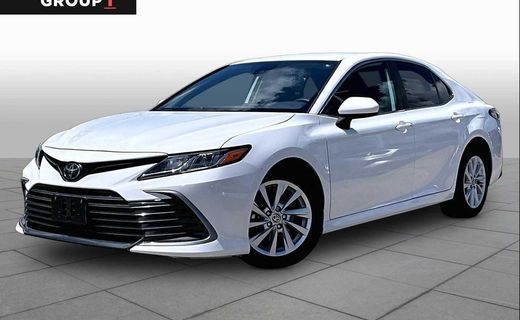 2022 Toyota Camry LE