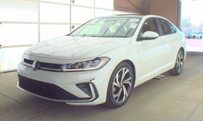 2025 Volkswagen Jetta SEL