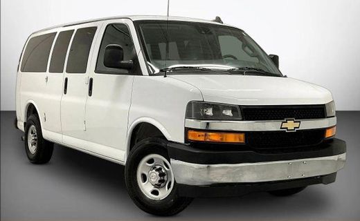 2020 Chevrolet Express LT