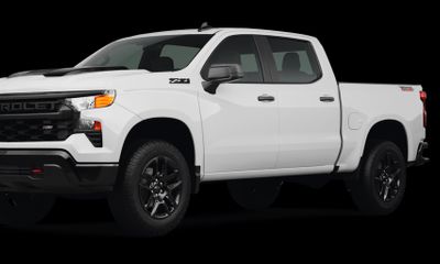 2026 Chevrolet Silverado Trail Boss Custom