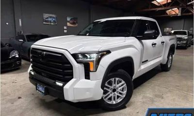 2022 Toyota Tundra SR5