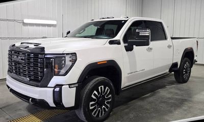 2024 GMC Sierra HD Denali Ultimate