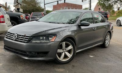 2012 Volkswagen Passat SE