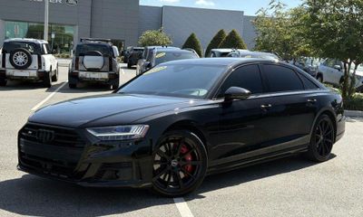 2020 Audi S8 Quattro