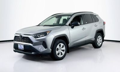 2019 Toyota RAV4 LE