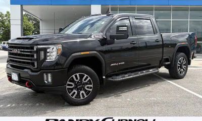 2021 GMC Sierra AT4