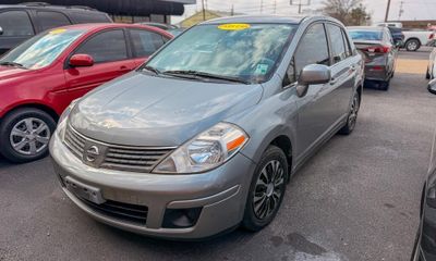 2008 Nissan Versa 18 S