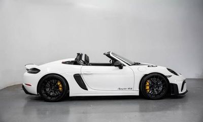 2024 Porsche 718 Spyder RS