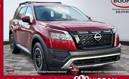 2023 Nissan Pathfinder SV