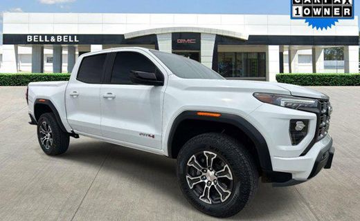 2025 GMC Canyon AT4
