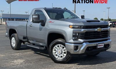 2025 Chevrolet Silverado HD LT