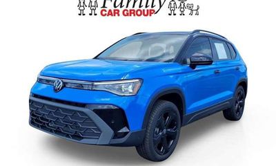 2025 Volkswagen Taos 4MOTION SE Black