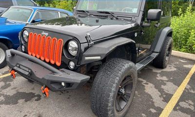 2016 Jeep Wrangler Sport