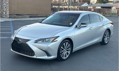 2019 Lexus ES 350