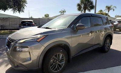 2021 Nissan Rogue S