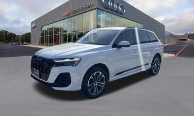 2026 Audi Q7 Quattro Premium Plus