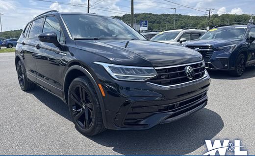 2024 Volkswagen Tiguan 4MOTION SE Black