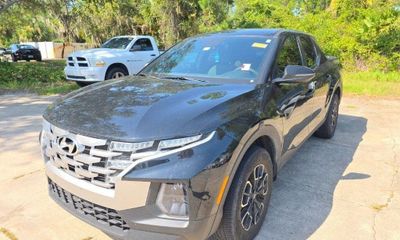 2024 Hyundai Santa Cruz SEL Base