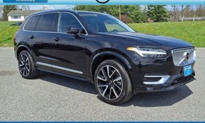 2023 Volvo XC90 Plus Bright