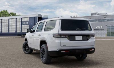 2026 Jeep Grand Wagoneer Summit