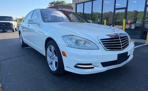 2011 Mercedes-Benz S-Class S550