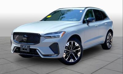 2026 Volvo XC60 Ultra Black Edition