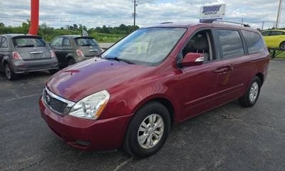 2012 Kia Sedona LX