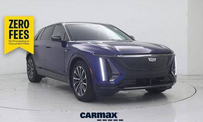2024 Cadillac Lyriq Sport 3