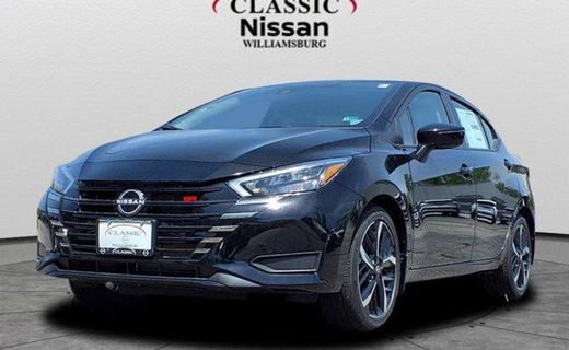 2025 Nissan Versa SR