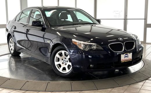 2004 BMW 525I