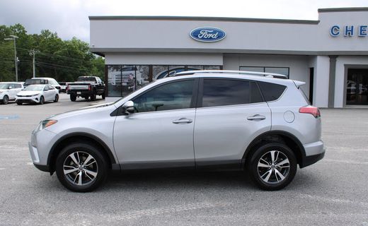 2017 Toyota RAV4 XLE