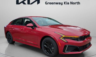 2025 Kia K5 LXS