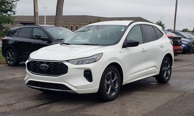 2023 Ford Escape ST Line