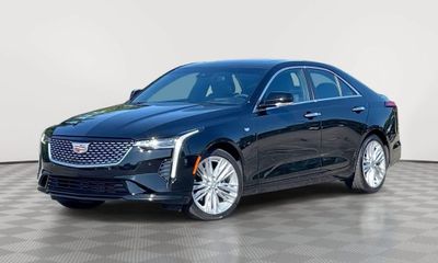 2023 Cadillac CT4 Premium Luxury