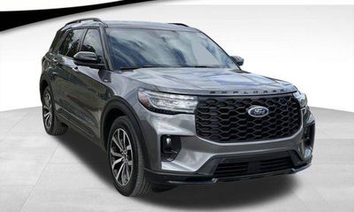 2025 Ford Explorer ST Line