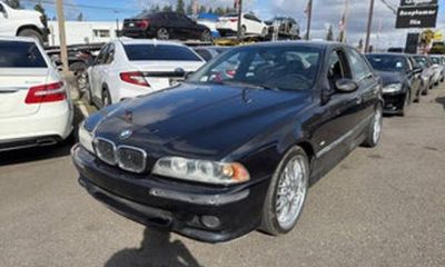 2001 BMW M5 Base