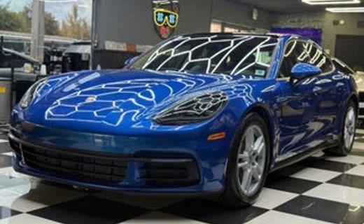 2018 Porsche Panamera