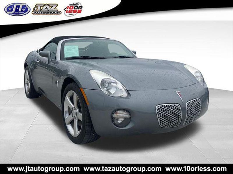 2006 Pontiac Solstice — a typically priced live listing