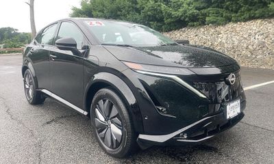 2024 Nissan Ariya Hatchback Plat
