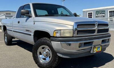 1998 Dodge Ram Base