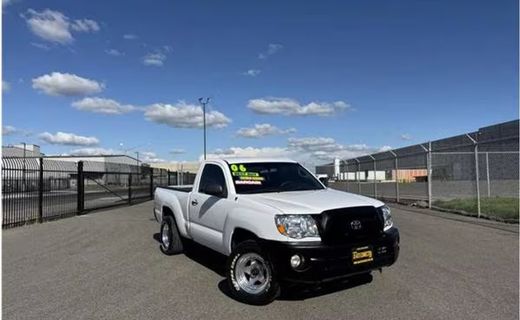 2006 Toyota Tacoma DLX