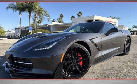 2018 Chevrolet Corvette Stingray Preferred 2LT